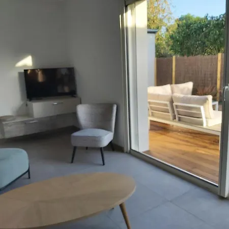 度假居 Beachdisa *